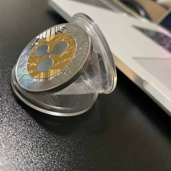 COPY - XRP RIPPLE CRYPTO COLLECTABLE COIN - Picture 2 of 5